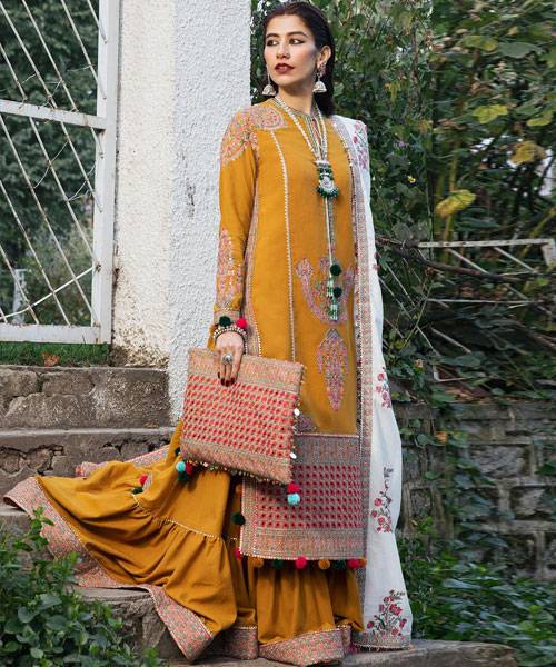 HUSSAIN REHAR Luxury Karandi Collection '22 - Resham Fabrics
