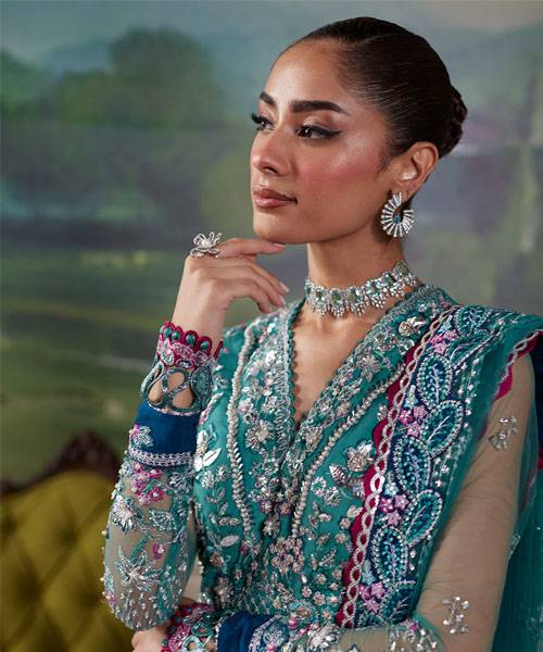 republicwomenear2 republicwomenear3-5