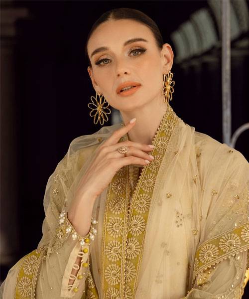 houseofcharizma-2 houseofcharizma-3-25