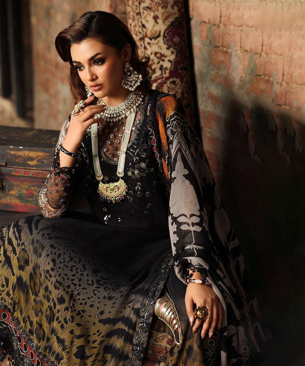 Charizma-1 Charizma-6