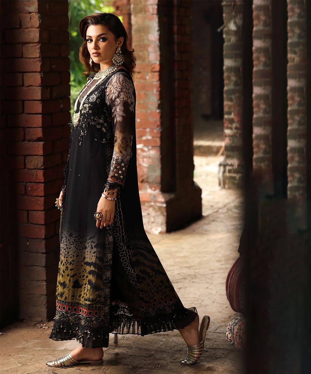 Charizma-2 Charizma-6