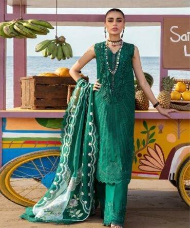 Saira-Shakira-3