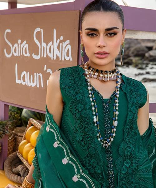 Saira-Shakira-3