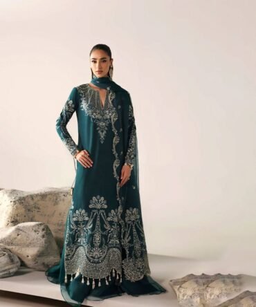 Emaan-Adeel-7