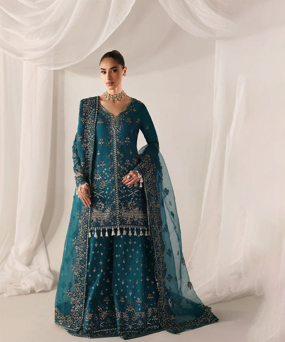 Emaan-Adeel-9