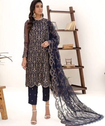 Nazneen-1-8