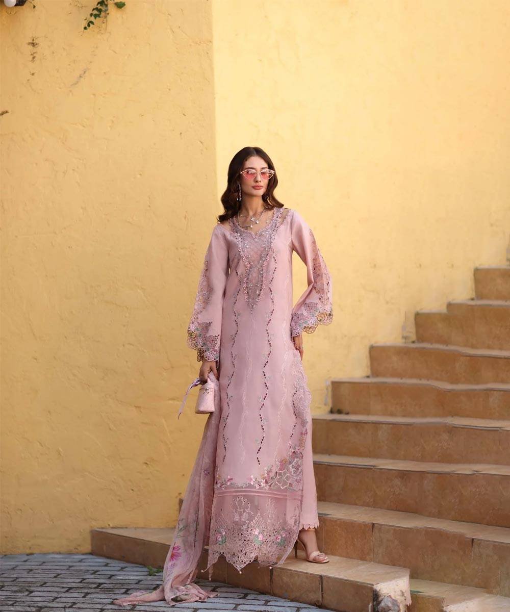 Noor-4