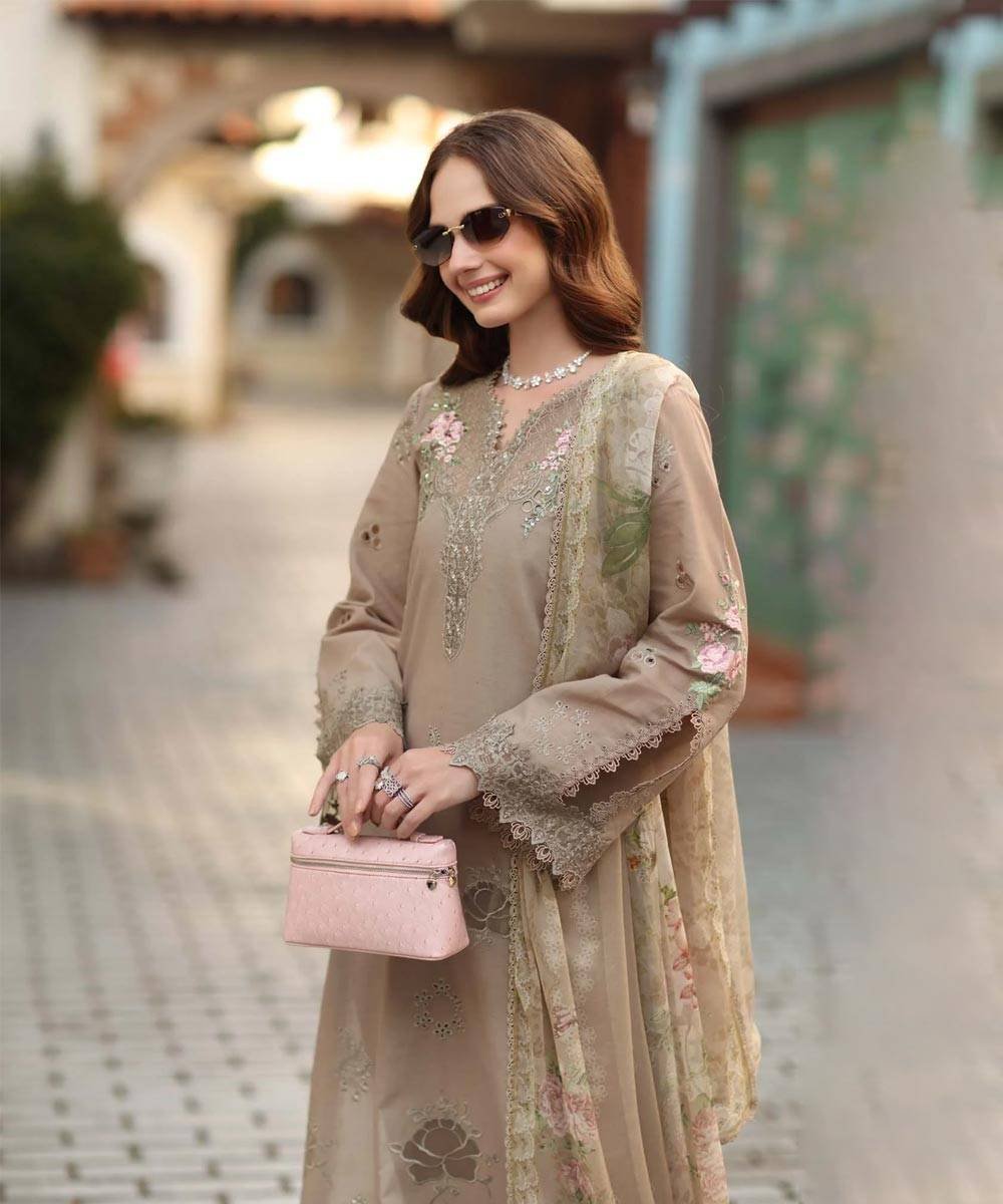 Noor-2-5