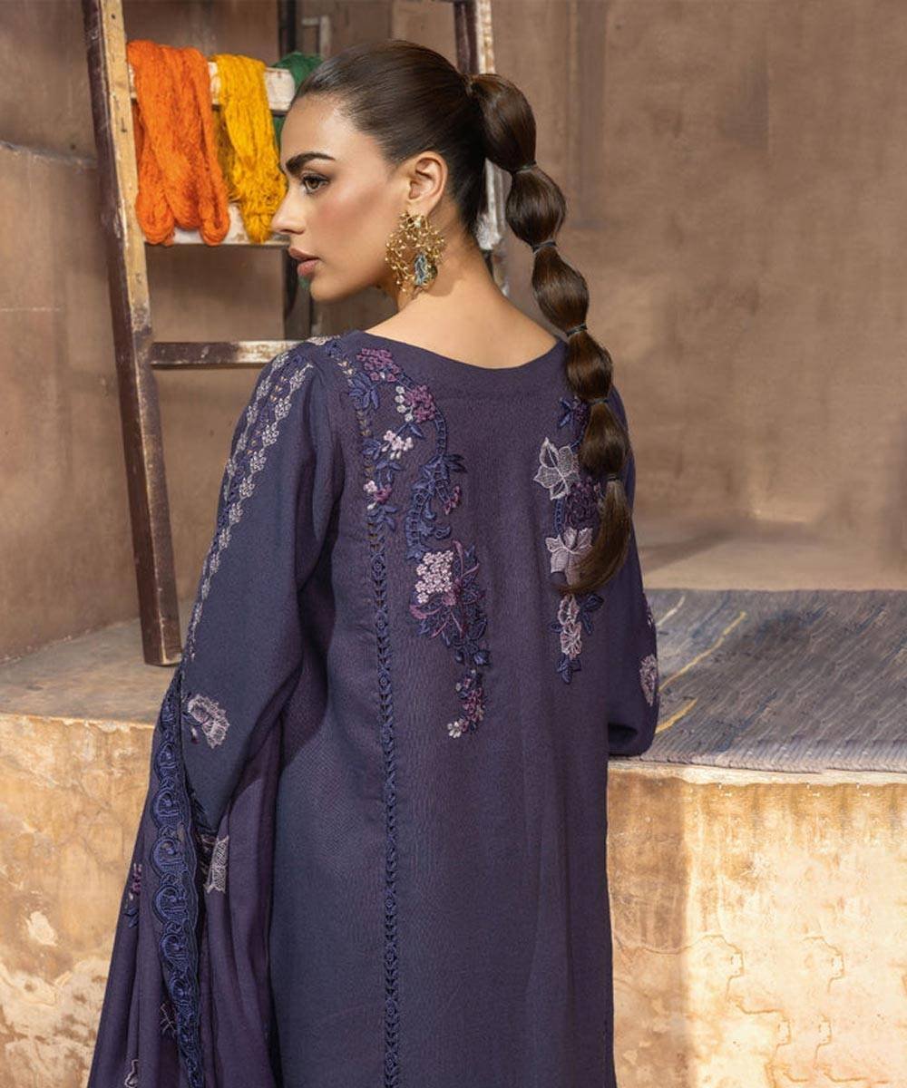 Saira-Shakira-3