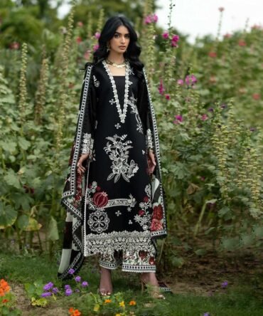 Zainab-Chottani-4