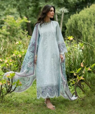 Zainab-Chottani-7
