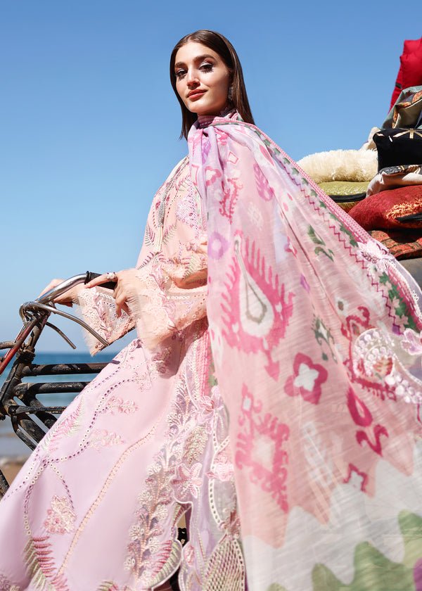 Saira Shakira - Image 4
