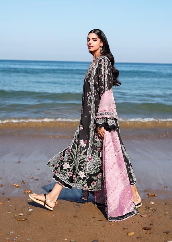 Saira Shakira - Image 4