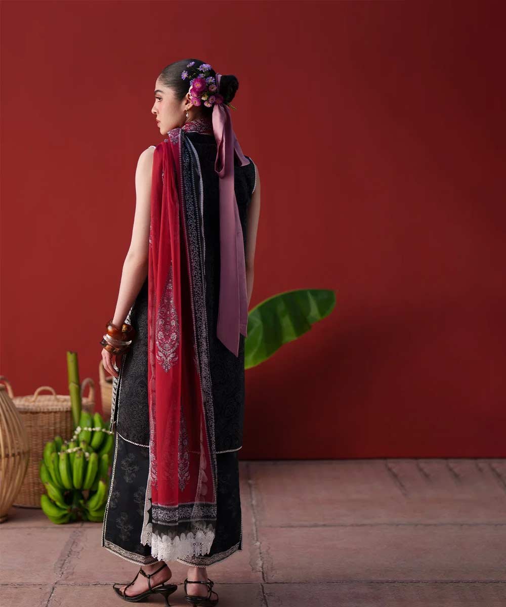 Saira-Rizwan-13