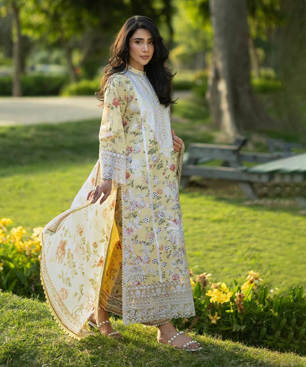 Zainab-Chottani-13