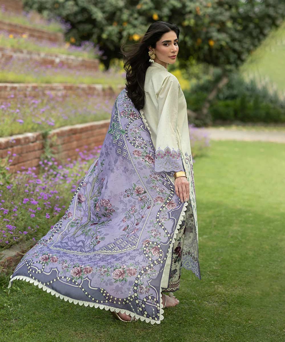 Zainab-Chottani-5