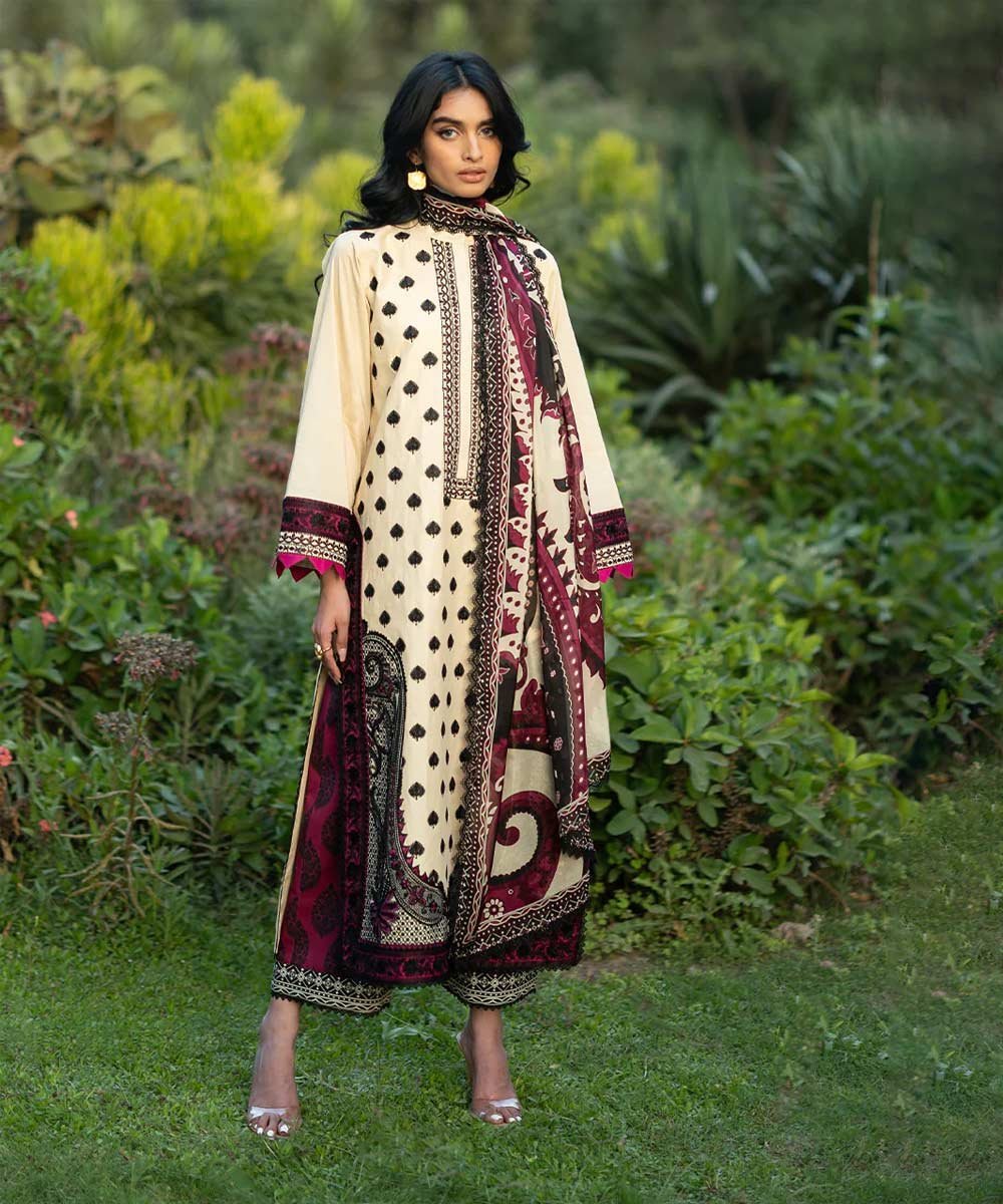 Zainab-Chottani-10