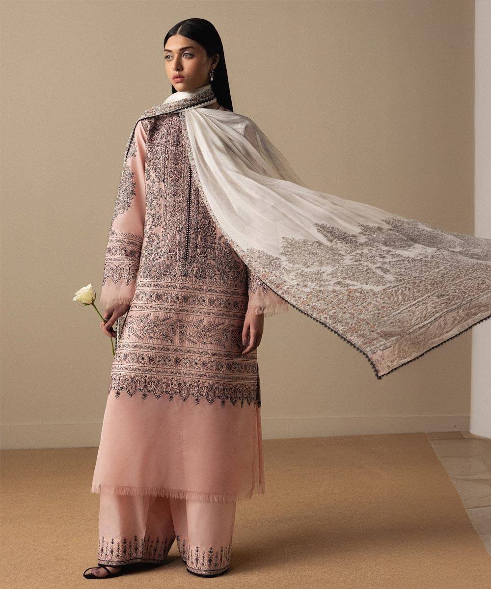 Zara-Shahjahan-11